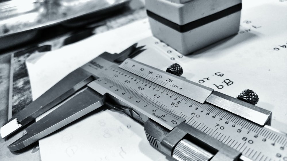 Изображение room measurement, floor plan, tape measure, renovation planning