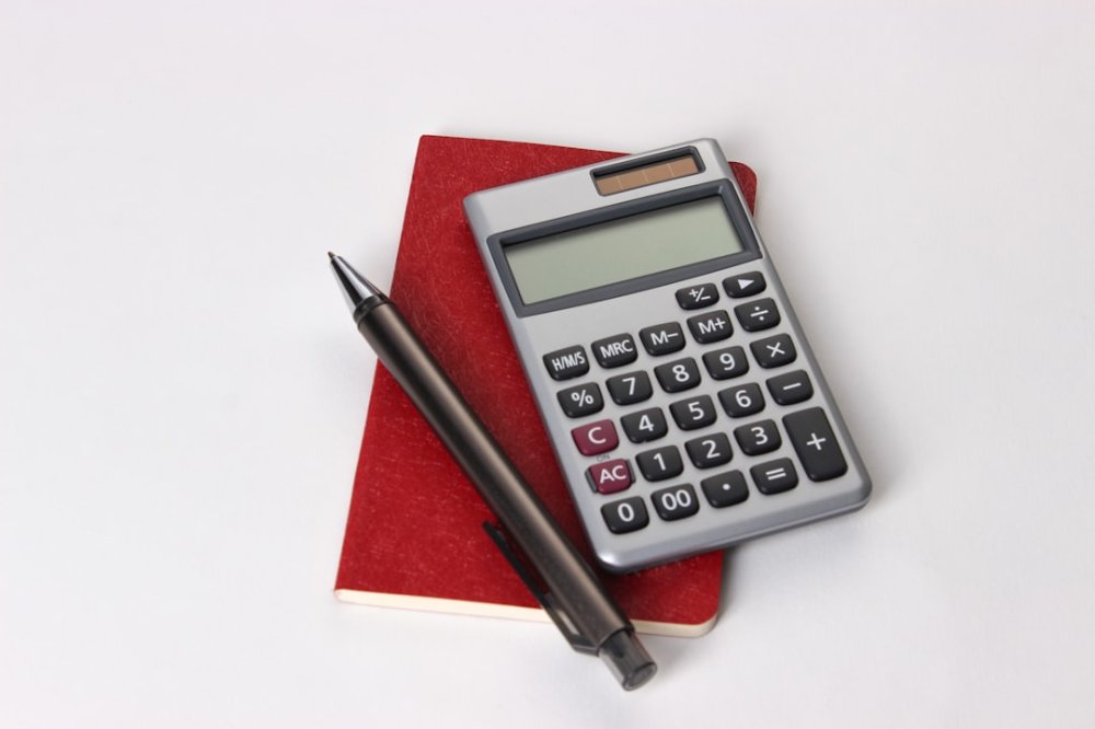 Изображение tax calculation, financial planning, calculator money, accounting paperwork
